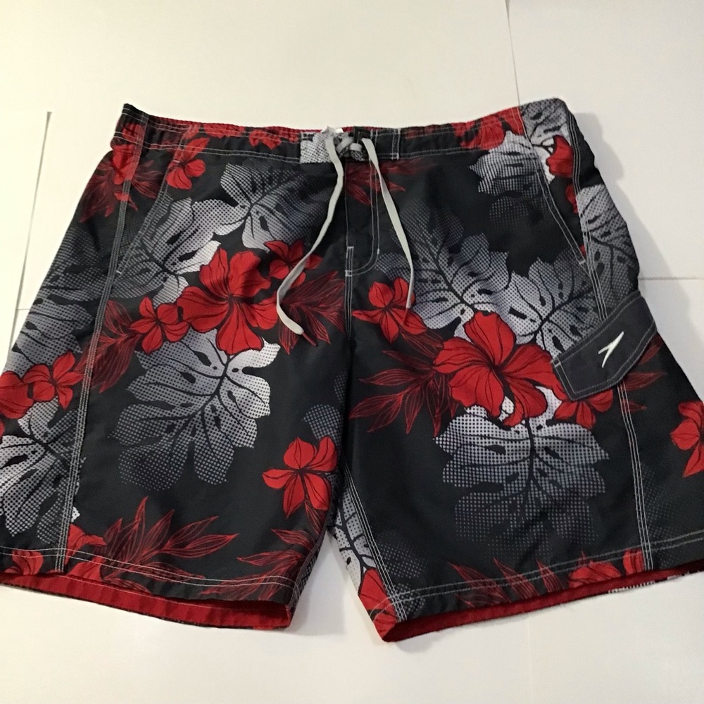 Speedo Swim Trunks Mens Sz XXL Red Black Tropical Floral Pockets Mesh Lining